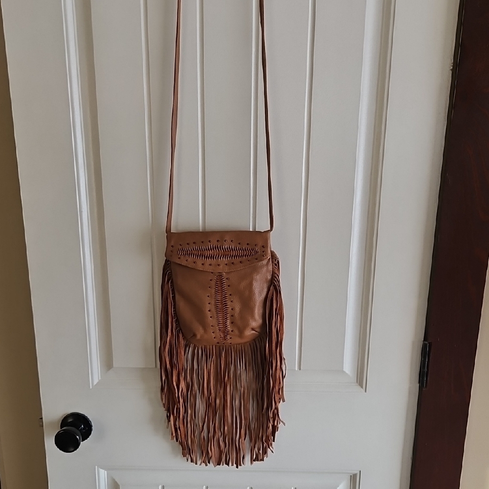 BEAUTIFUL LEATHER FRINGE BAG